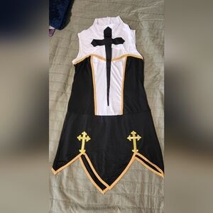 Sexy Nun Halloween Costume Size M-L NEVER WORN